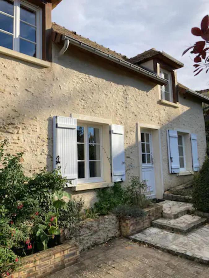 La Petite Maison De La Vallee Bazainville Bagian luar foto