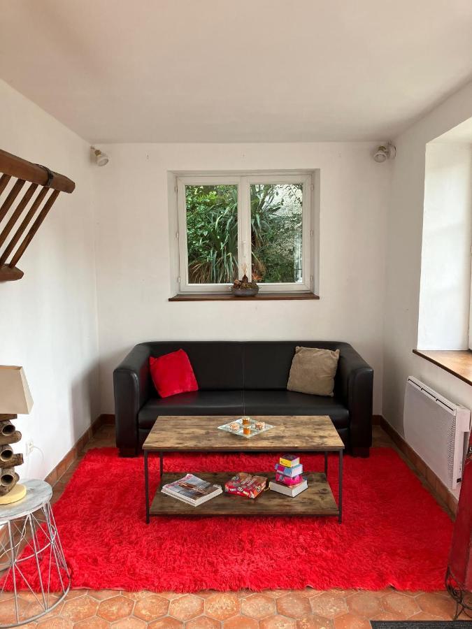 La Petite Maison De La Vallee Bazainville Bagian luar foto